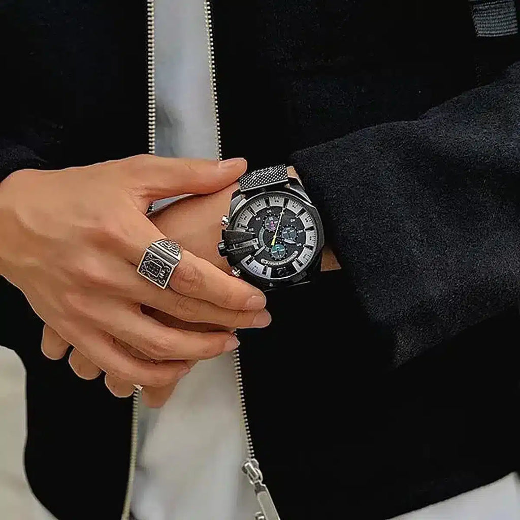 Diesel DZ4514 Mega Chief Chronograph Men's Watch – Black Dial & Black Mesh Bracelet